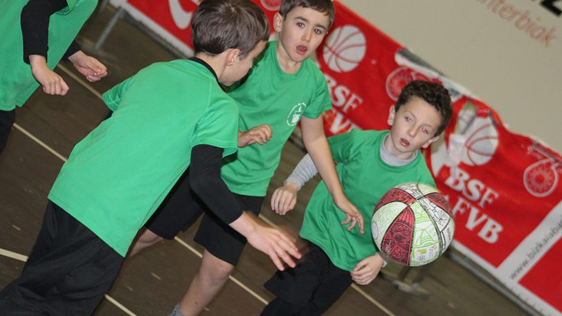 La Saski Eskola, el Txiki Zornotza y un Mini Masculino, la presencia zornotzarra en el PIN