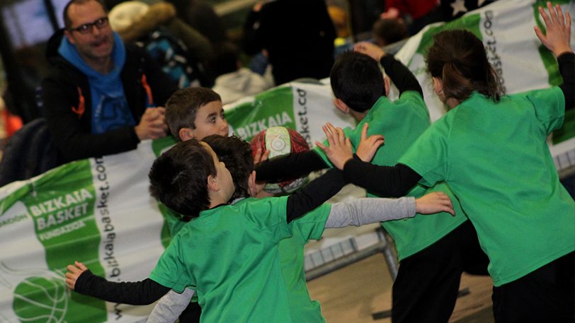 La Saski Eskola, el Txiki Zornotza y un Mini Masculino, la presencia zornotzarra en el PIN