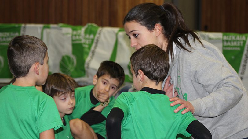 La Saski Eskola, el Txiki Zornotza y un Mini Masculino, la presencia zornotzarra en el PIN