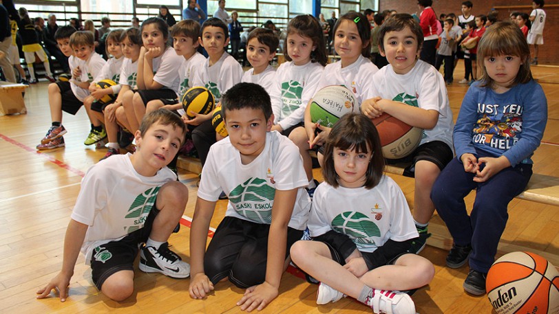 La Saski Eskola volvió a disfrutar en su segunda topaketa